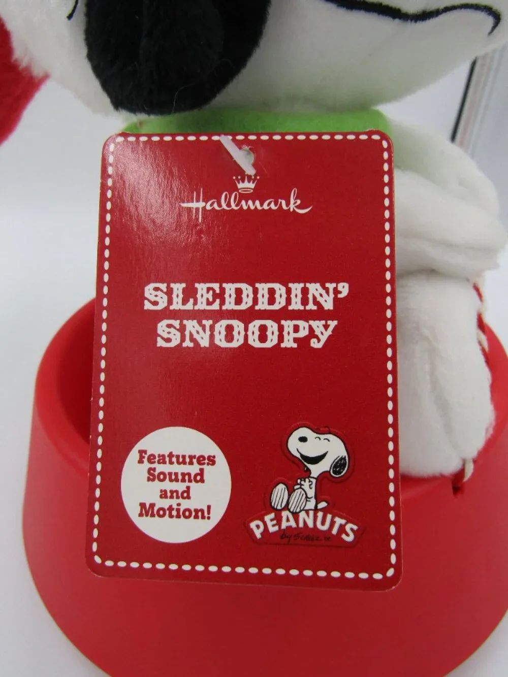 NWT Hallmark Sleddin' Snoopy 2012 Sound Music & Motion Peanuts Plush Woodstock